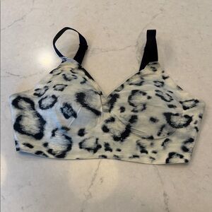 The‎ EBY Relief Bra Snow Leopard Size Medium DD